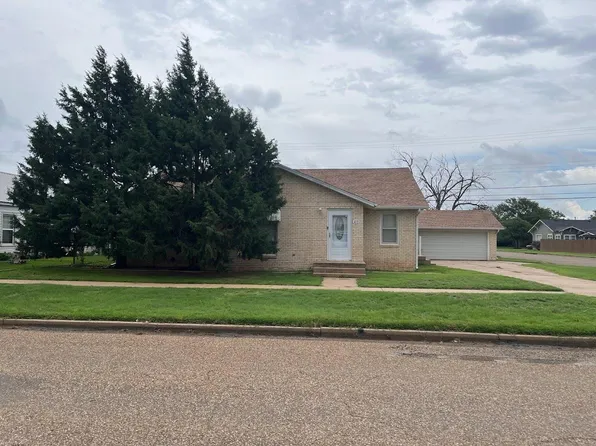 419 SW 2nd St, Lockney, TX 79241