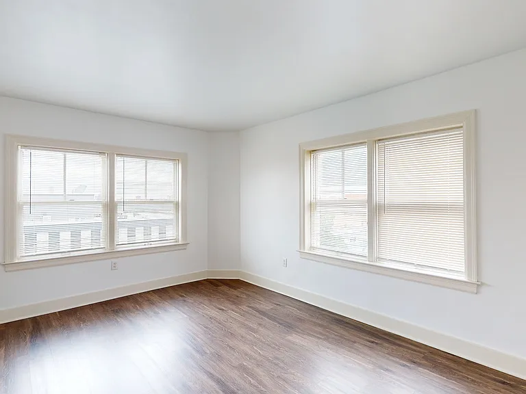 Dining/Living room