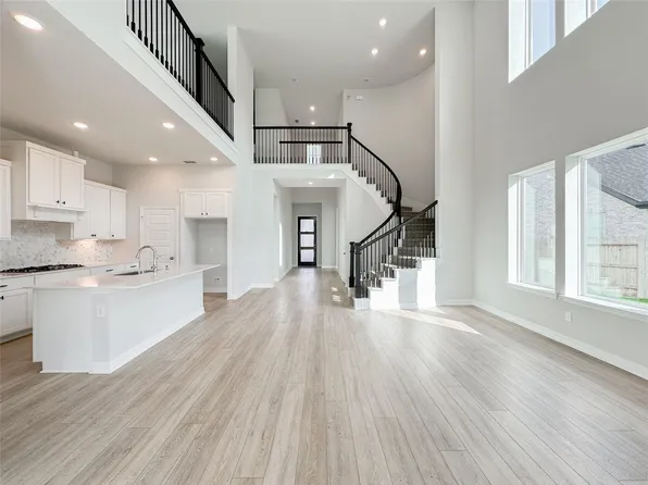 9411 Coleraine Ct, Tomball, TX 77375