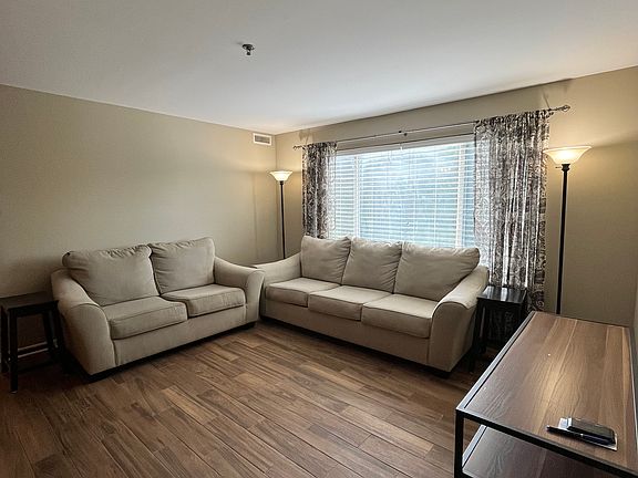 3rd image of 303 White St #202