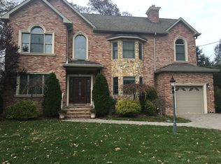 241 Camden St, Oradell, NJ 07649