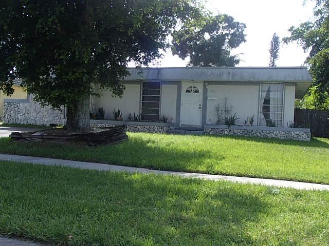 1st image of 7911 NW 73rd Ave