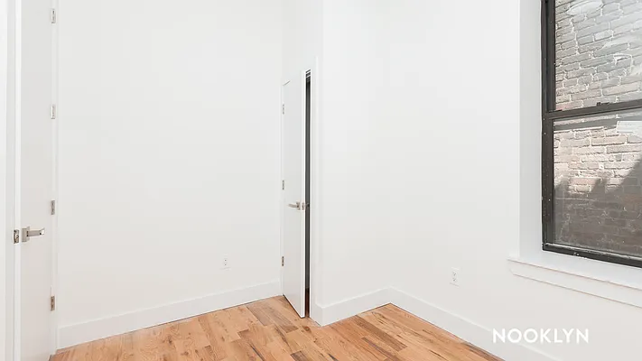 Rented by Nooklyn NYC LLC | media 27