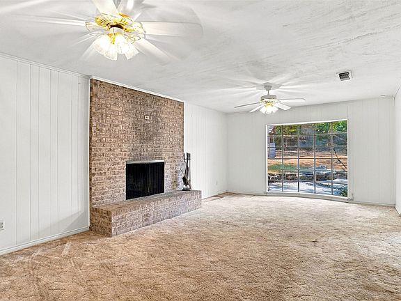 3rd image of 113 Wildwood Ct