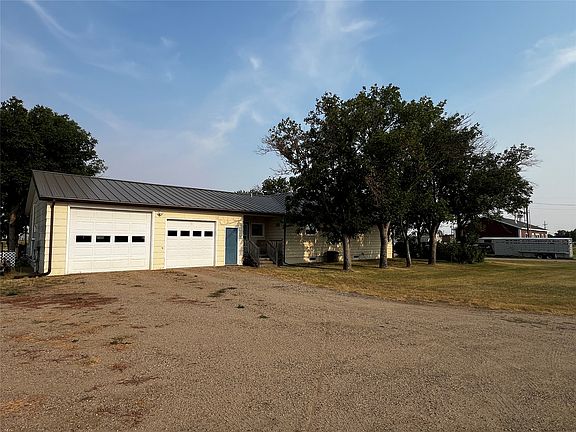 3rd image of 713 3rd Ave