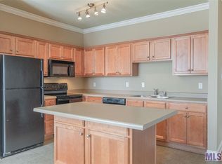 2153 Plantation Ln, Baton Rouge, LA 70820