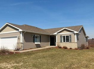 418 Briggs Creek Ln, Cloquet, MN 55720