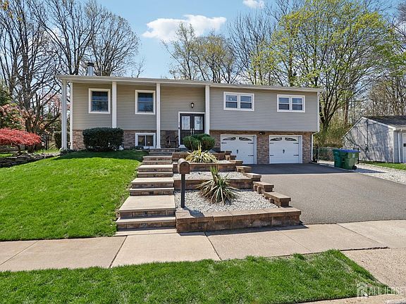 2nd image of 37 Merker Dr