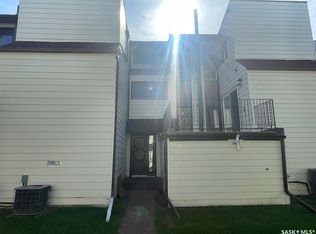 5056 10th Ave, Regina, SK S4T7P4