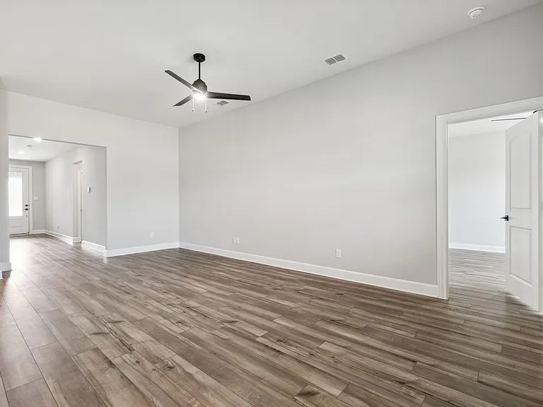 2113 Atwood Dr — Photo 8