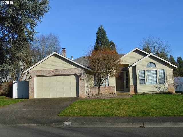 1st image of 1822 NE Estate Dr