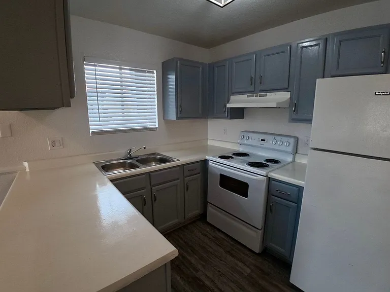 1 Month FREE Rent + No Application Fee 3049 E Cicero Street, Mesa, AZ! — Photo 23