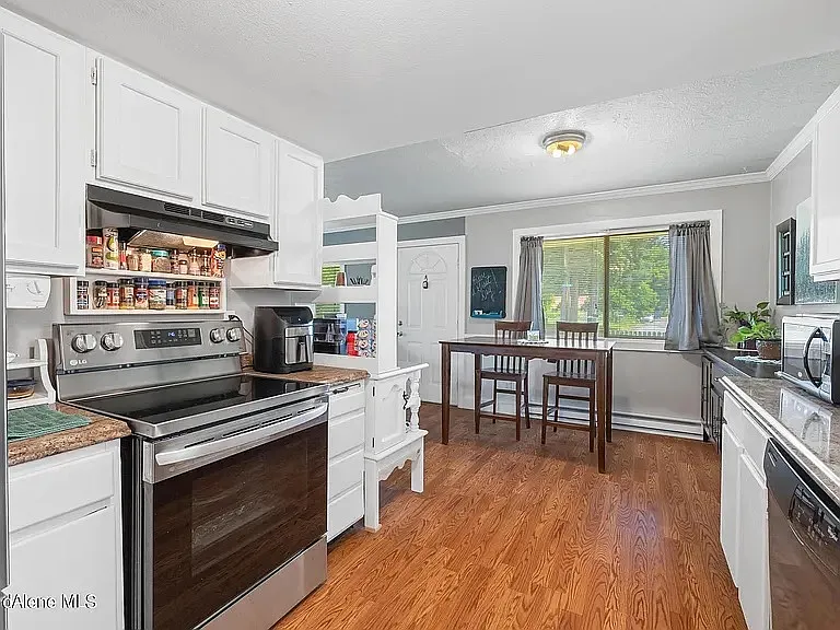 6243 Colorado St — Photo 14