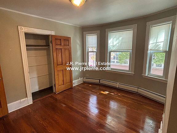 5th image of 266 Washington St #2
