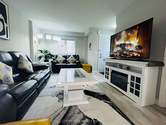 2nd image of 7768 Ascot Cir #50
