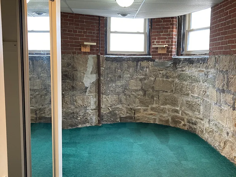 5752 Ellsworth Ave #11-C — Photo 31
