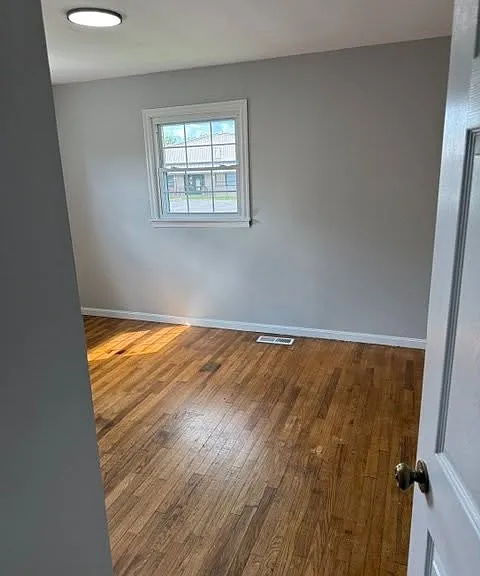 206 Cave Mill Rd — Photo 6