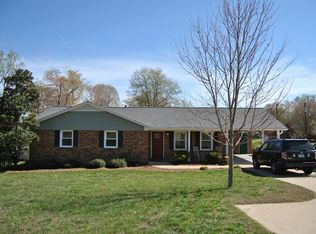 300 Fulton Dr, Kings Mountain, NC 28086