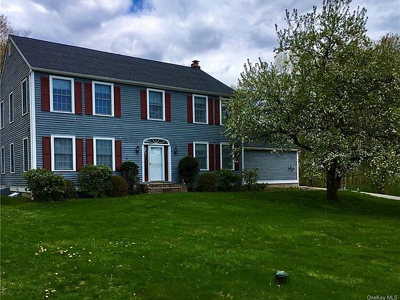 2nd image of 10 Barlow Ct