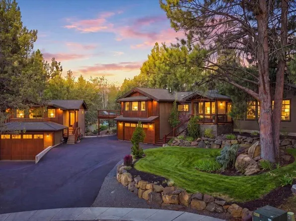 2261 NW 7th St #1 & 2, Bend, OR 97703