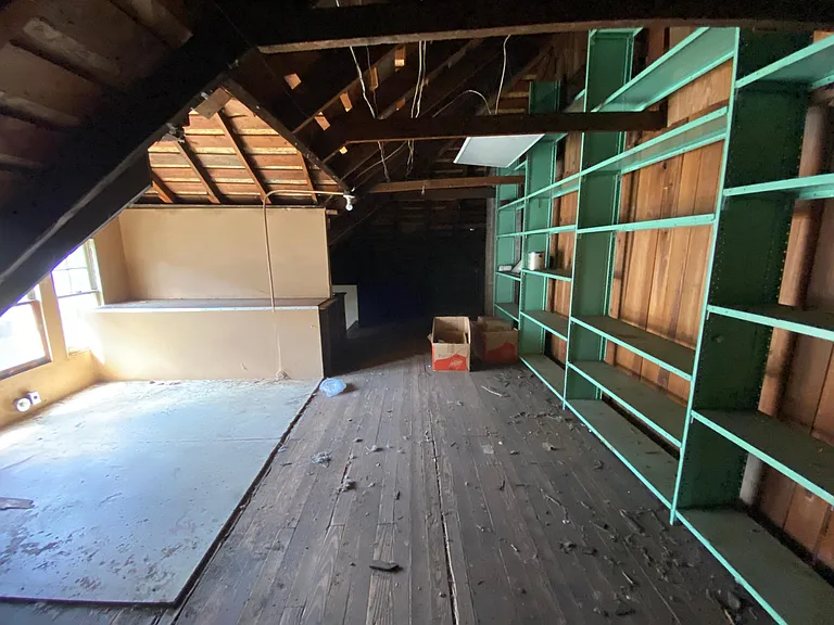151 Shepard St — Photo 12