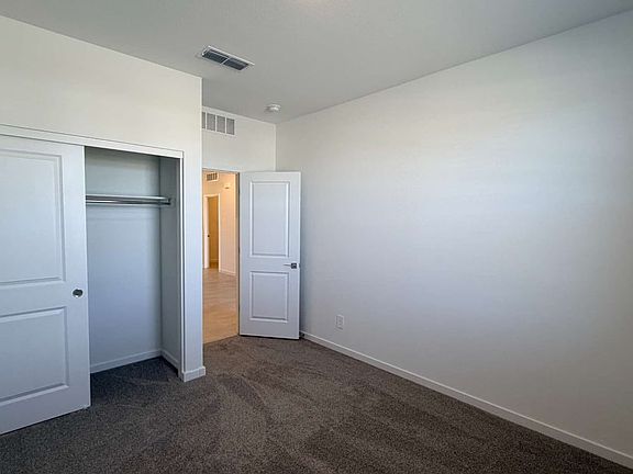 3rd image of 2379 Fortana Dr