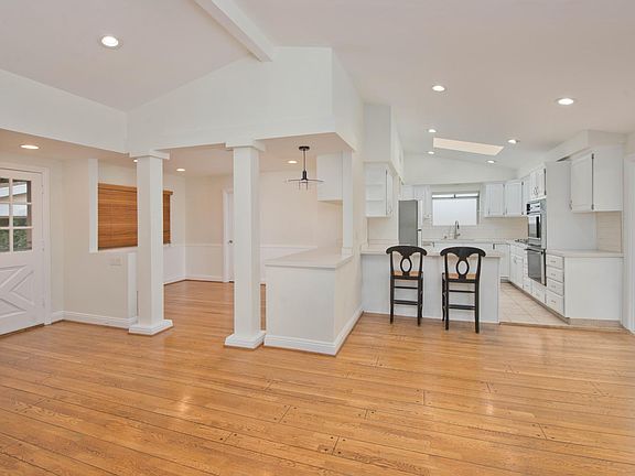 5th image of 6719 Sale Ave
