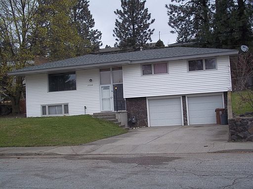 1st image of 2608 W Woodside Ave