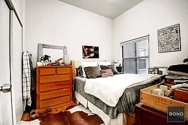 Rented by Bond New York