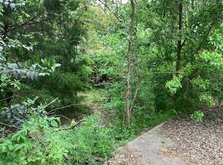 1812 N Sam Houston Pkwy W, Houston, TX 77038