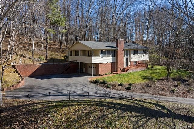 1st image of 128 Lenwood Dr