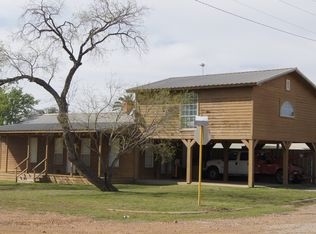 502 Center St, Cotulla, TX 78014