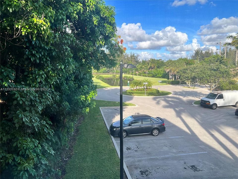 1st image of 5244 SW 77th Way #0