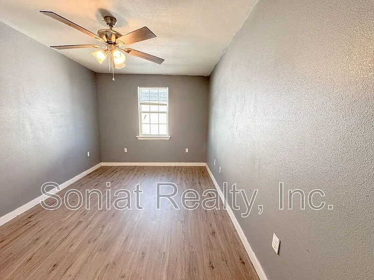 7760A N Coronet Ct — Photo 12