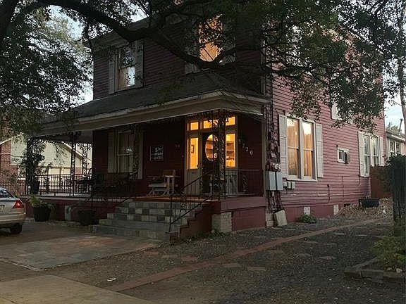 2nd image of 720 Bayland Ave