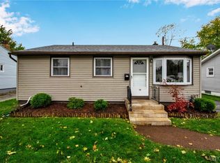 19 Blick St, Sloan, NY 14212