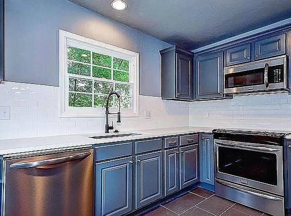 5th image of 1212 Ann Arbor Dr