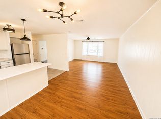 445 Granada Dr, New Braunfels, TX 78130