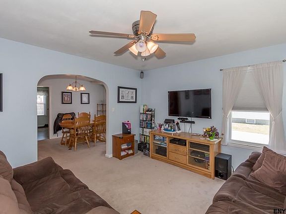 2nd image of 54 Fairfield Ave