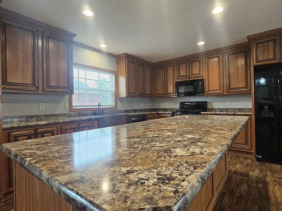 1st image of 9674 Orchard Way #423