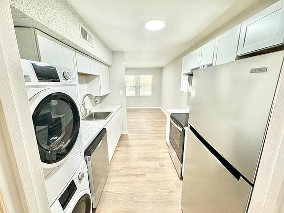 2nd image of 1901 Morehead Ave APT 7