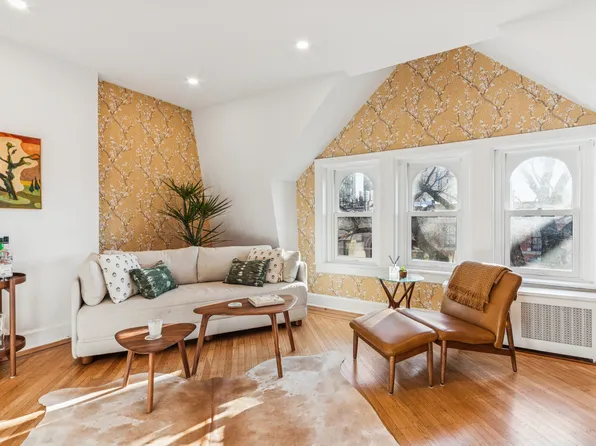 853 Carroll Street image 1 of 10