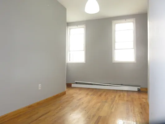 Rented by Rennit Inc. | media 13