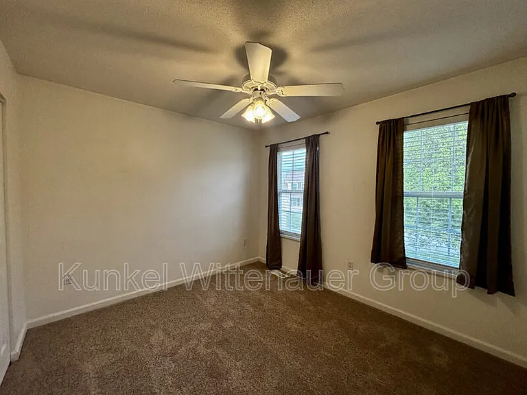720 Cedar Mill Dr — Photo 28