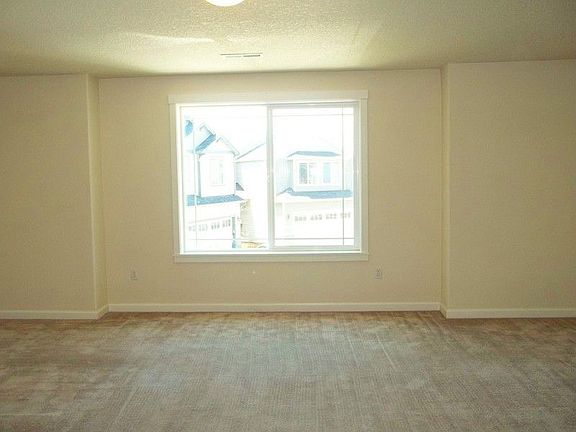 5th image of 5307 NE 53rd Ct