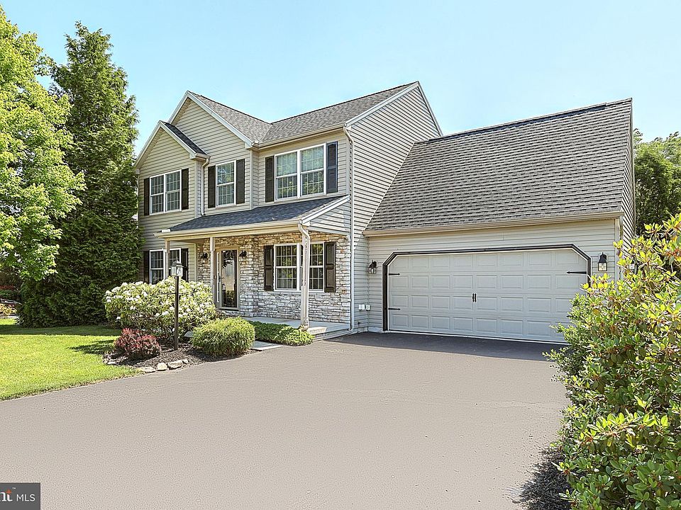 1907 Dr, Dover, PA 17315 Zillow