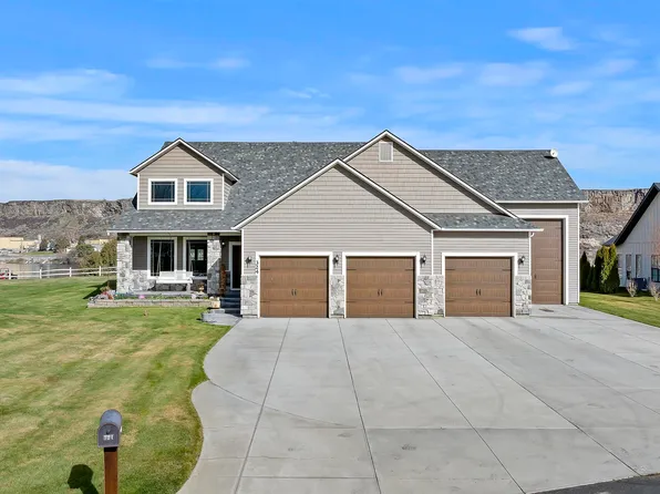 324 Clear Lake Ln, Buhl, ID 83316