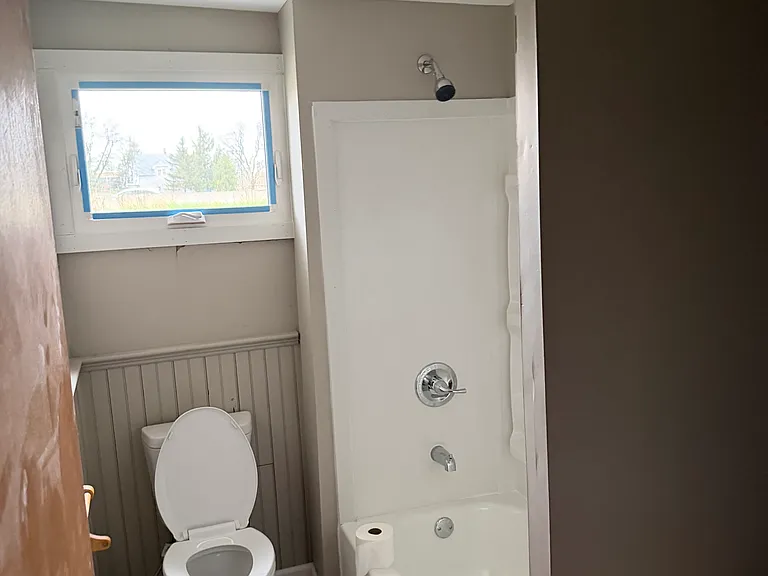 142 Willowlawn Pkwy #1 — Photo 9