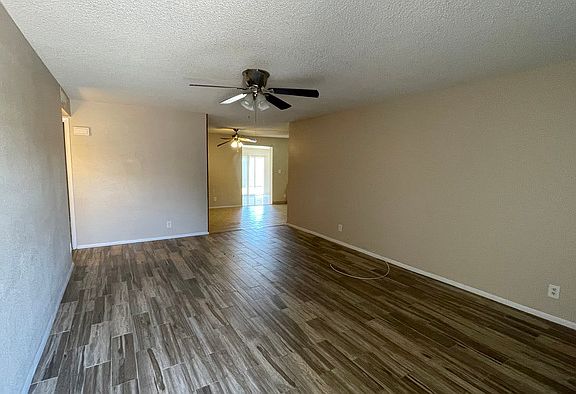 2nd image of 4747 W Dahlia Dr