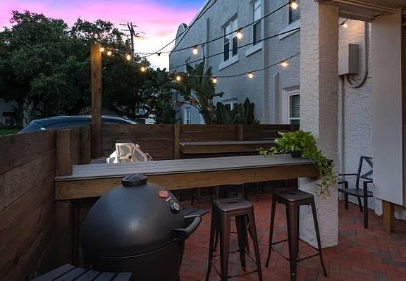 3rd image of 2915 W Estrella St APT 8